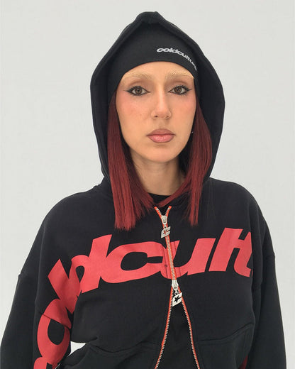 FLASH BEANIE BLACK - black beanie, on model close-up - Cold Culture